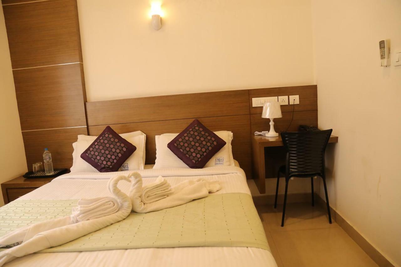 Kodavath Regency Alwaye Exterior foto